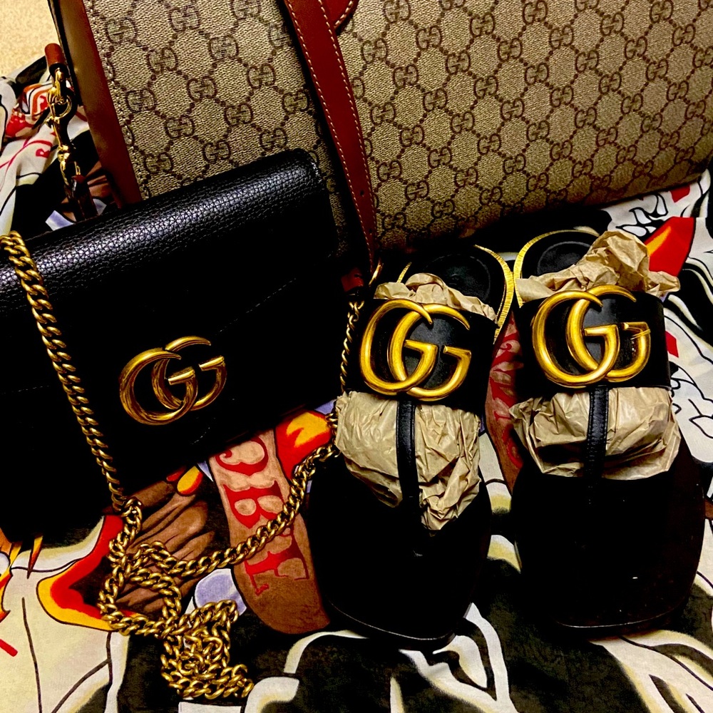 Gucci Marmont Thong Sandals